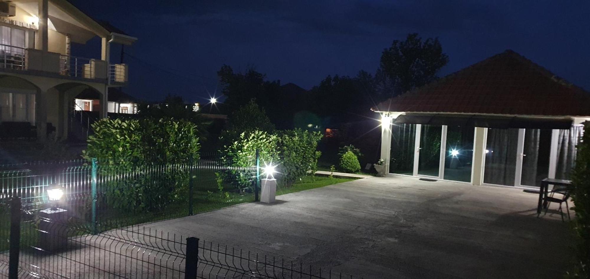 Cozzy Apartment Near The Aiport Podgorica Mitrovici  Eksteriør billede